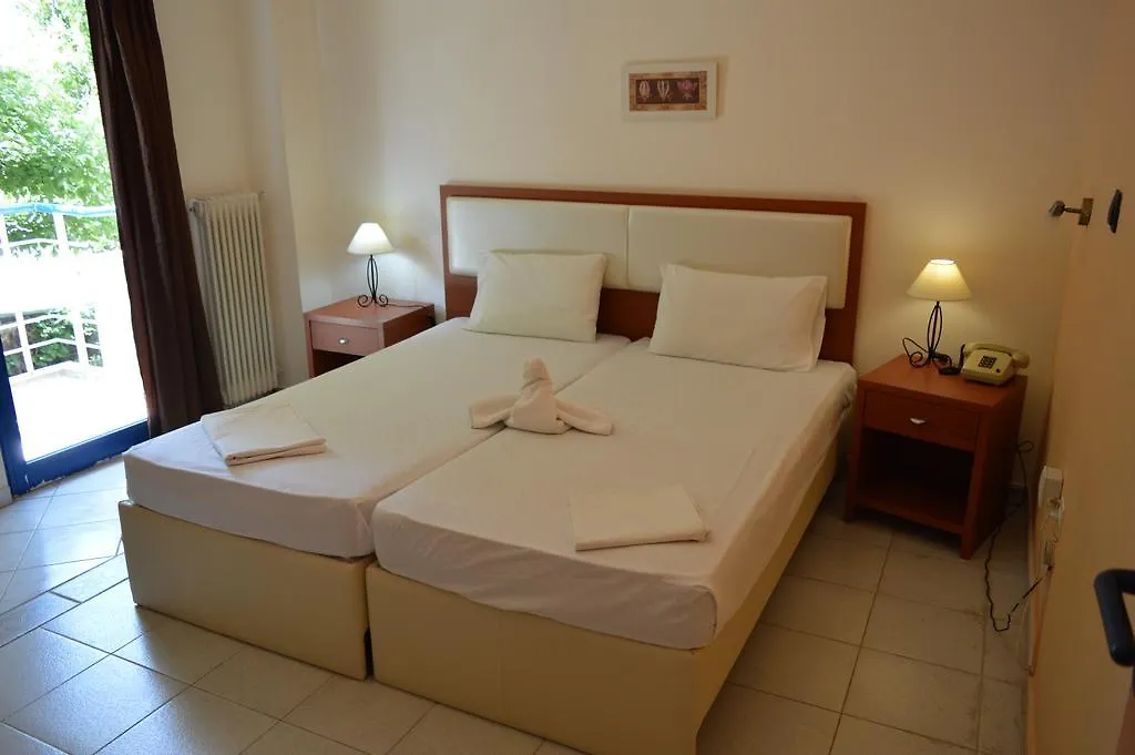 Hotel Eleni Paralia Dionisiou 2*,  Grecja
