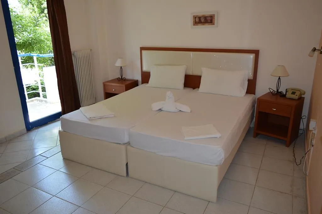 Hotel Eleni Paralia Dionisiou