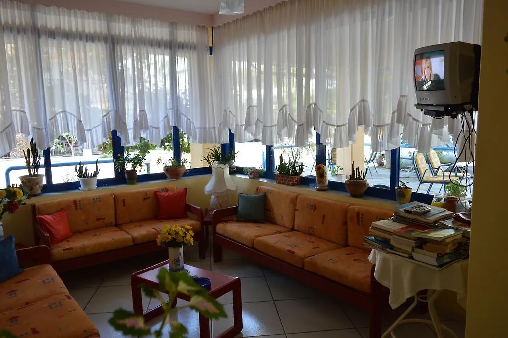 **  Hotel Eleni Paralia Dionisiou Grecja